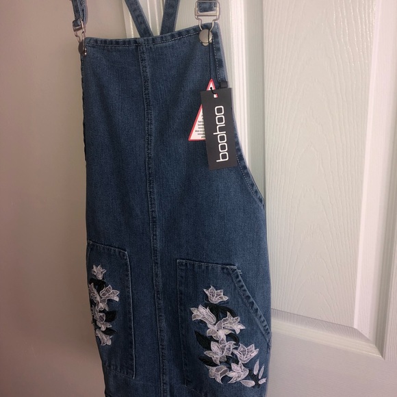 Denim Embroidery Dress - Picture 4 of 8